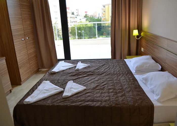 Хотел Tia Maria Слънчев бряг