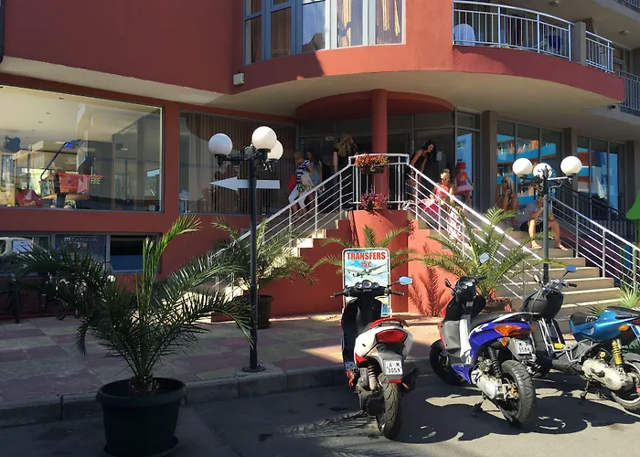 Tia Maria Хотел 3*