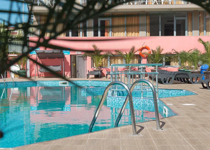 Tia Maria Хотел 3*