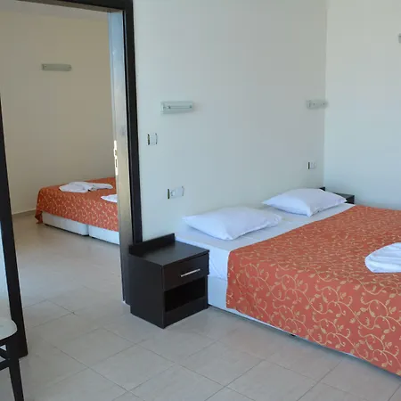 Tia Maria Слънчев бряг