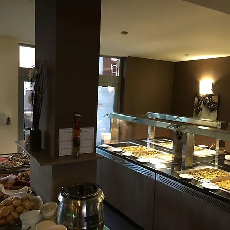 Хотел Tia Maria 3*