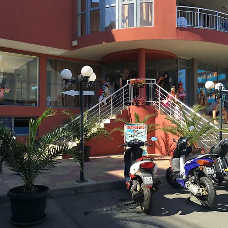 Tia Maria Хотел 3*